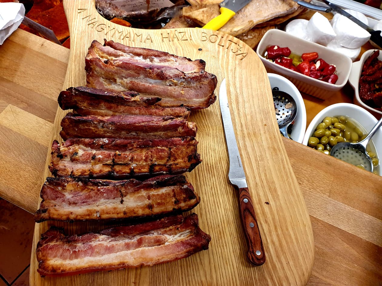 A Nagymama Házi Boltja